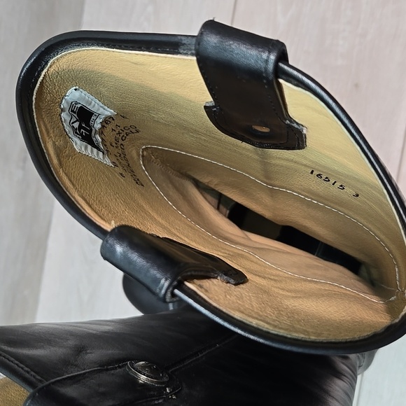 Frye Women 4001 3477167 Melissa 3 button Tall Riding Boots shoes sz 6B - Picture 10 of 14